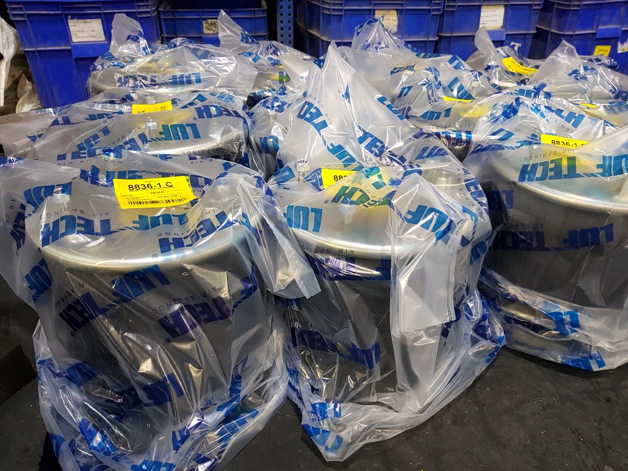 Bầu hơi LUF from Europe a au